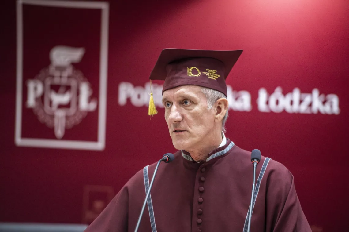 Prof. Jana Krysińskiego wspominał pierwszy dyrektor szkoły Tomasz Piotr Kozera 