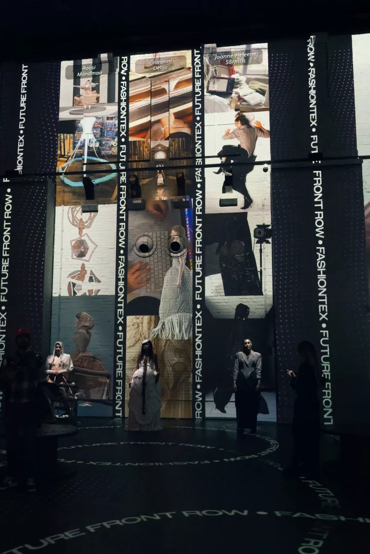 Holograficzny pokaz mody