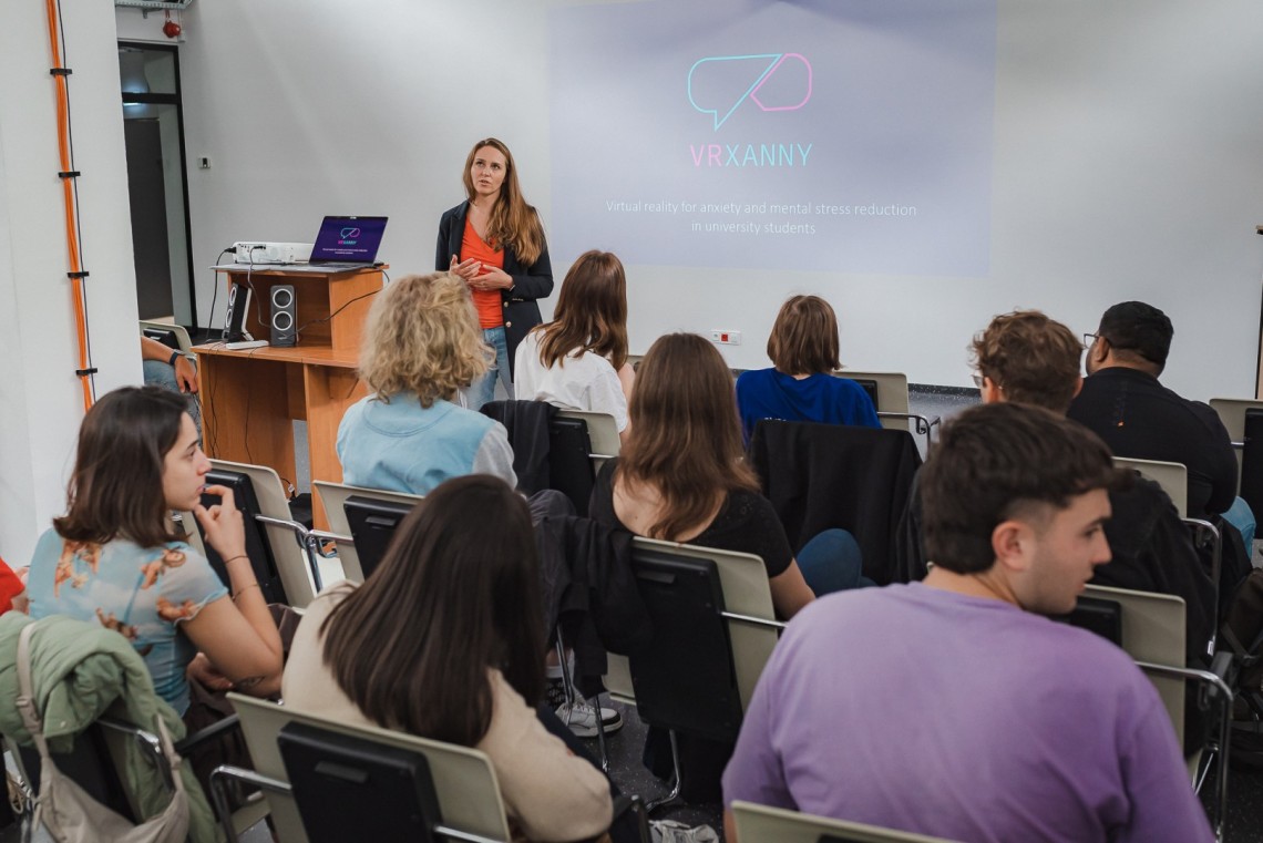 Dr inż. Dorota Kamińska prezentuje cele i osiagnięcia projektu 