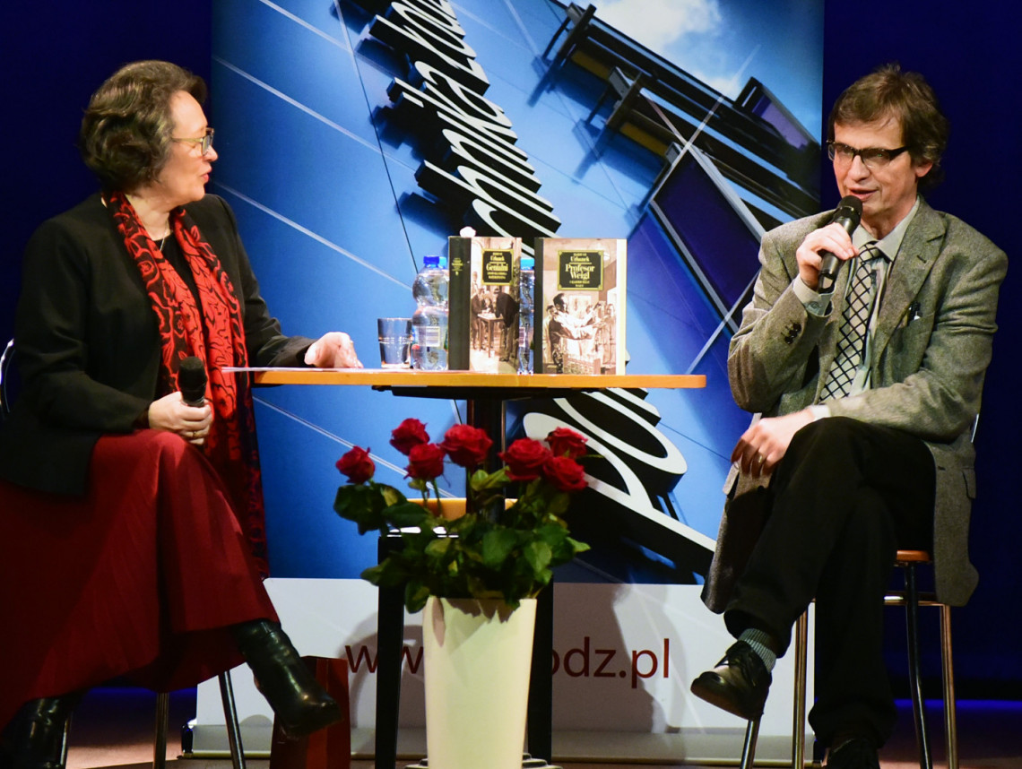 Mariusz Urbanek i prof. Anna Jeremus-Lewandowska, prowadząca CzFK