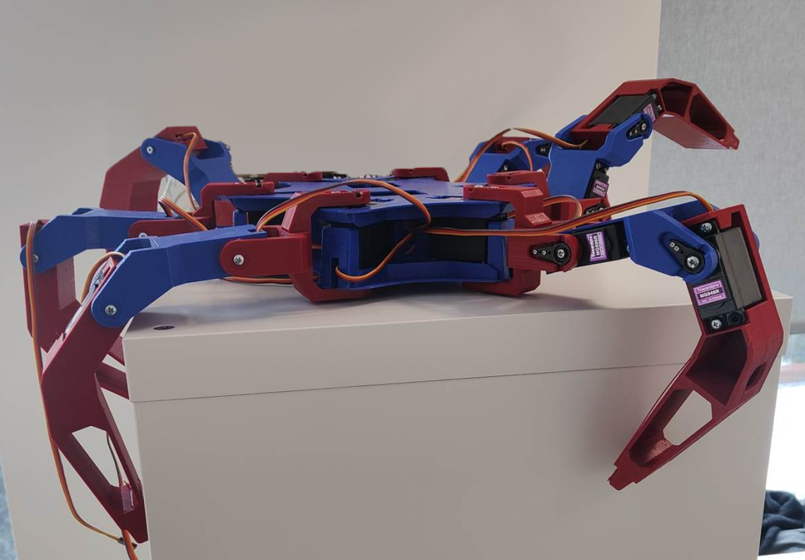 robot-pająk, jeden z wcześniejszych typów platform 