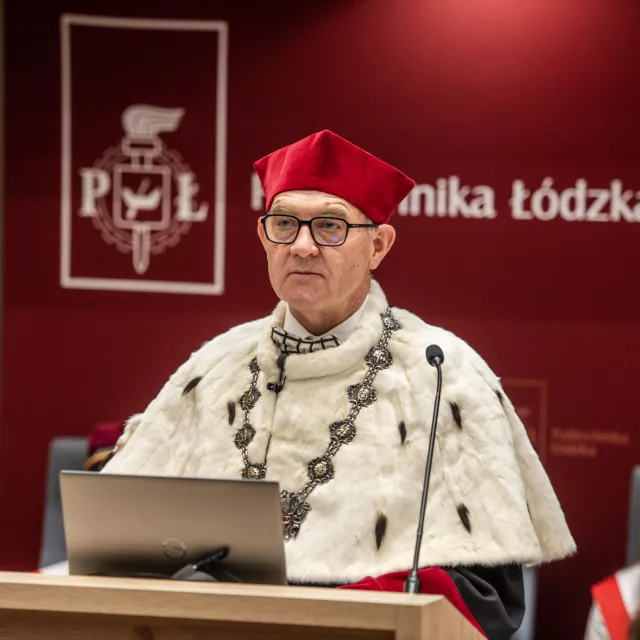 Przemawia rektor 