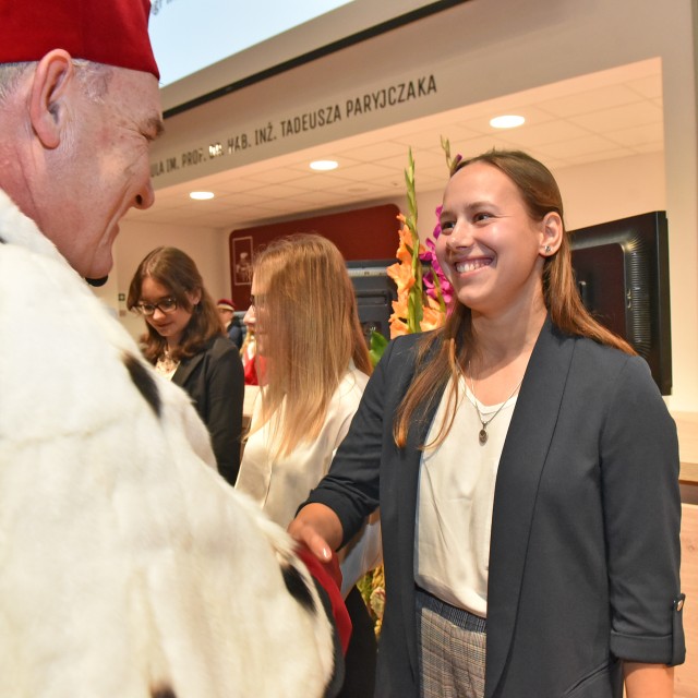 mgr inż. Aleksandra Bednarek została wyrózniona za pracę dyplomowa przez Łódzką Federację FSNT-NOT