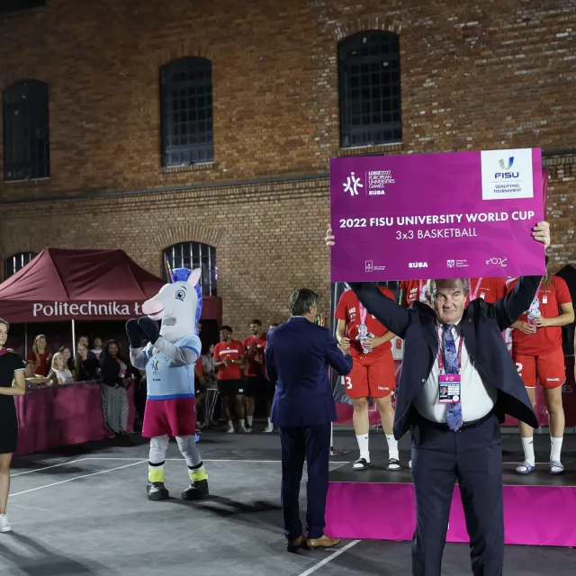 Rektor prof. Krzysztof Jóźwik jest bardzo zadowowlony z przebiegu EUG w Łodzi