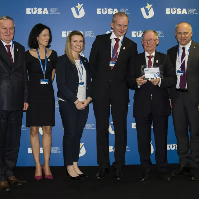 Członkowie polskiej delegacji w Madrycie, gdzie zapadła decyzja o przyznaniu Łodzi EUSA Games 2022.